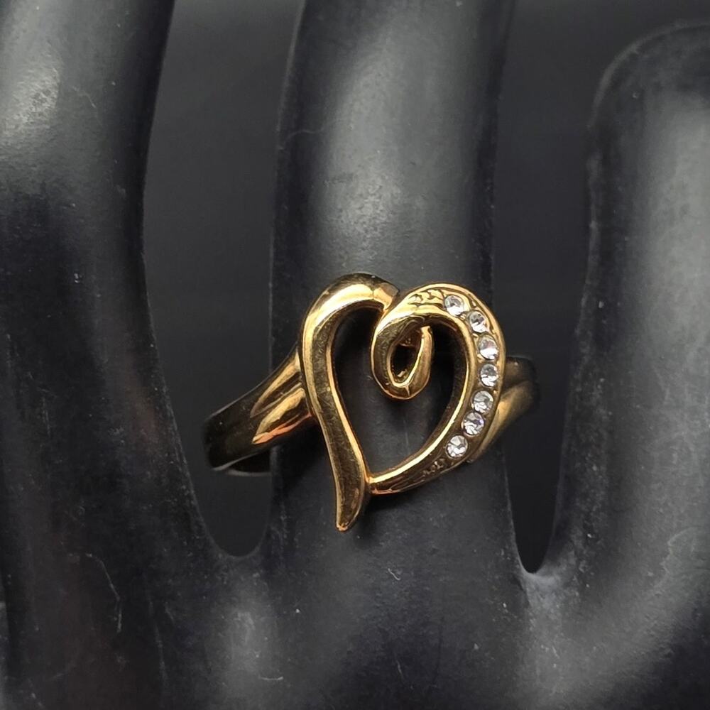 Nadri Gold Tone Heart Ring Rhinestones Size 7.5